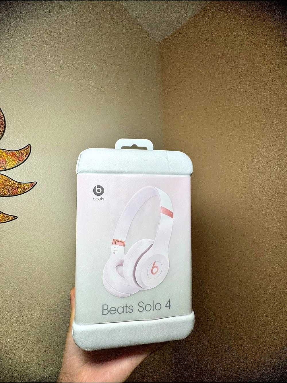 Beats Solo 4 Headphones Cloud Pink